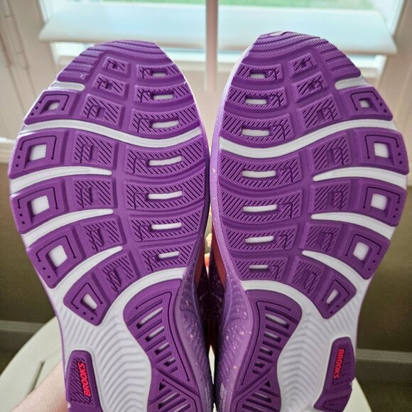 *RUN DISNEY* Brooks - 2026 Ghost 17 Rapunzel Sneakers - MENS 13M - NEW! main image 16